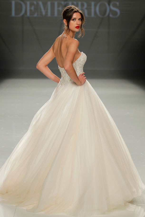 ilovebrides.pt_Demetrios 2018_Barcelona Bridal Fashion Week 2017